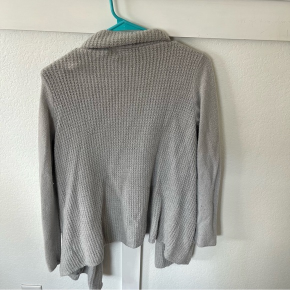 Barefoot Dreams Women's Medium Cardigan Sweater - Picture 6 of 9